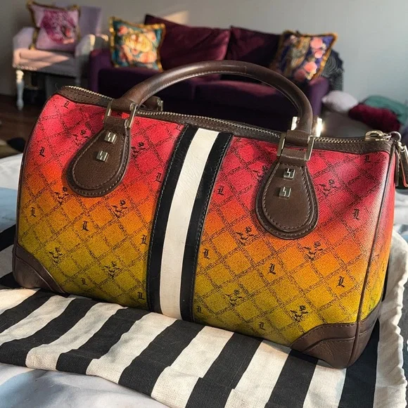 Sale 🔥 L.A.M.B. Green Red Yellow Gradient Handbag. Rasta Bag by Gwen Stefani. - Picture 4 of 11